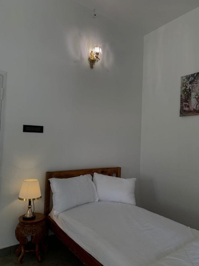 Elzas Fort Inn Kochi Екстериор снимка