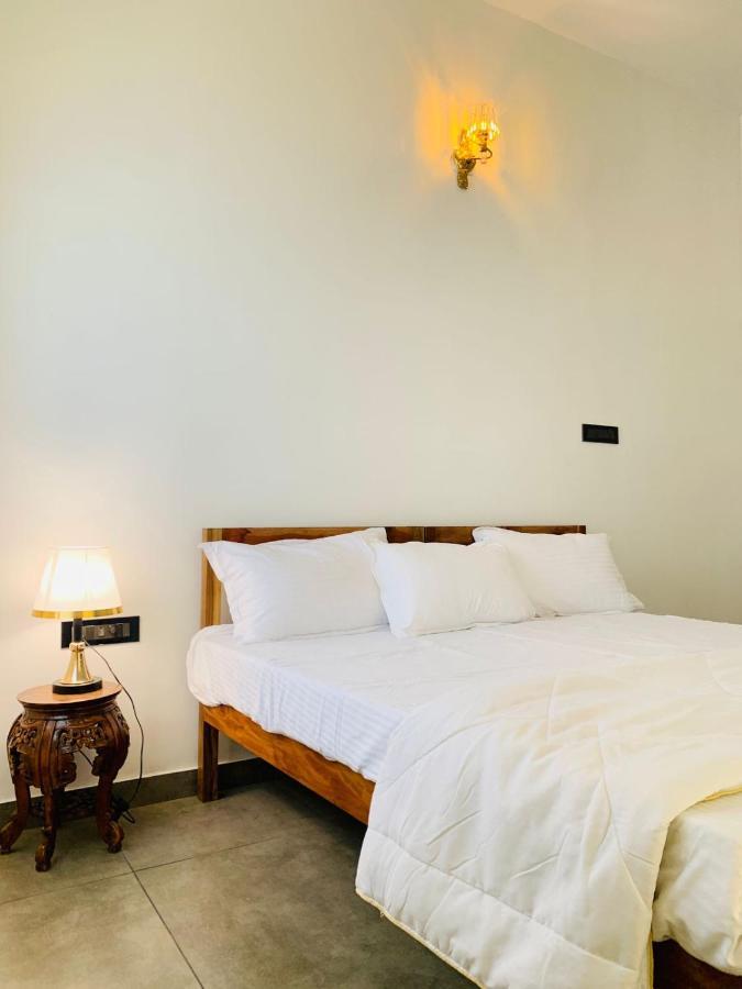 Elzas Fort Inn Kochi Екстериор снимка