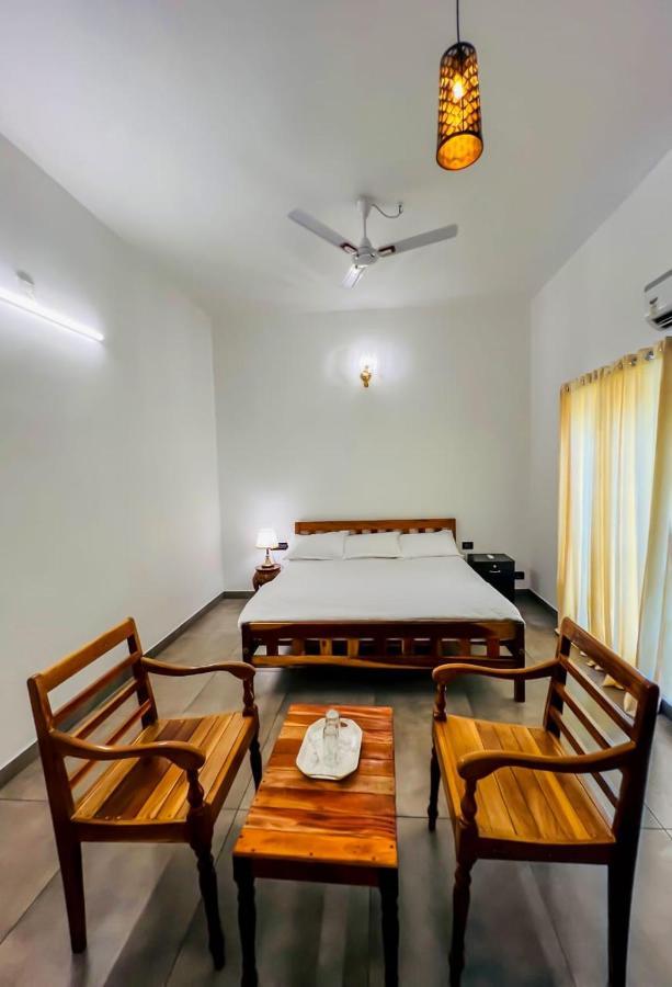 Elzas Fort Inn Kochi Екстериор снимка