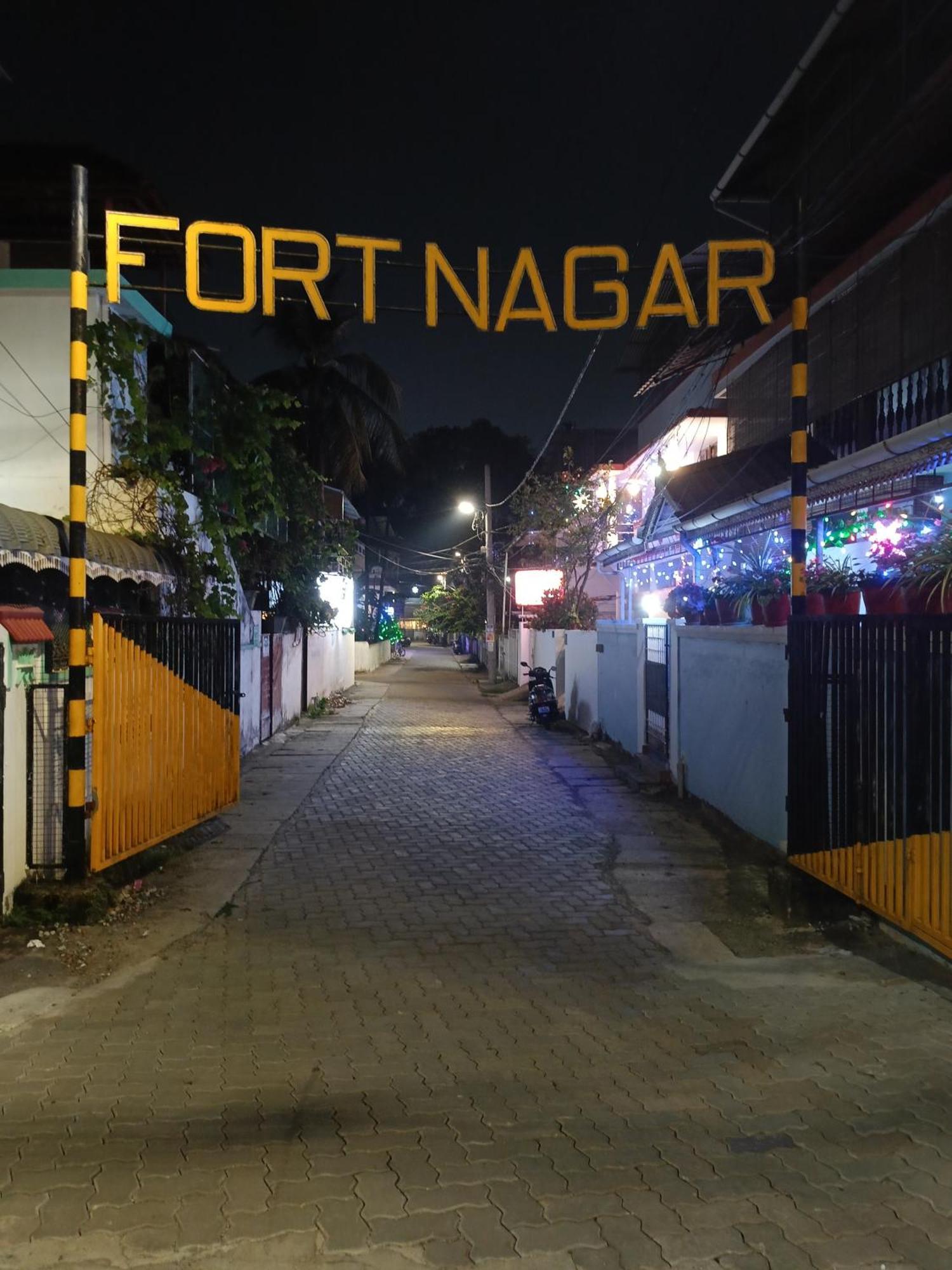Elzas Fort Inn Kochi Екстериор снимка
