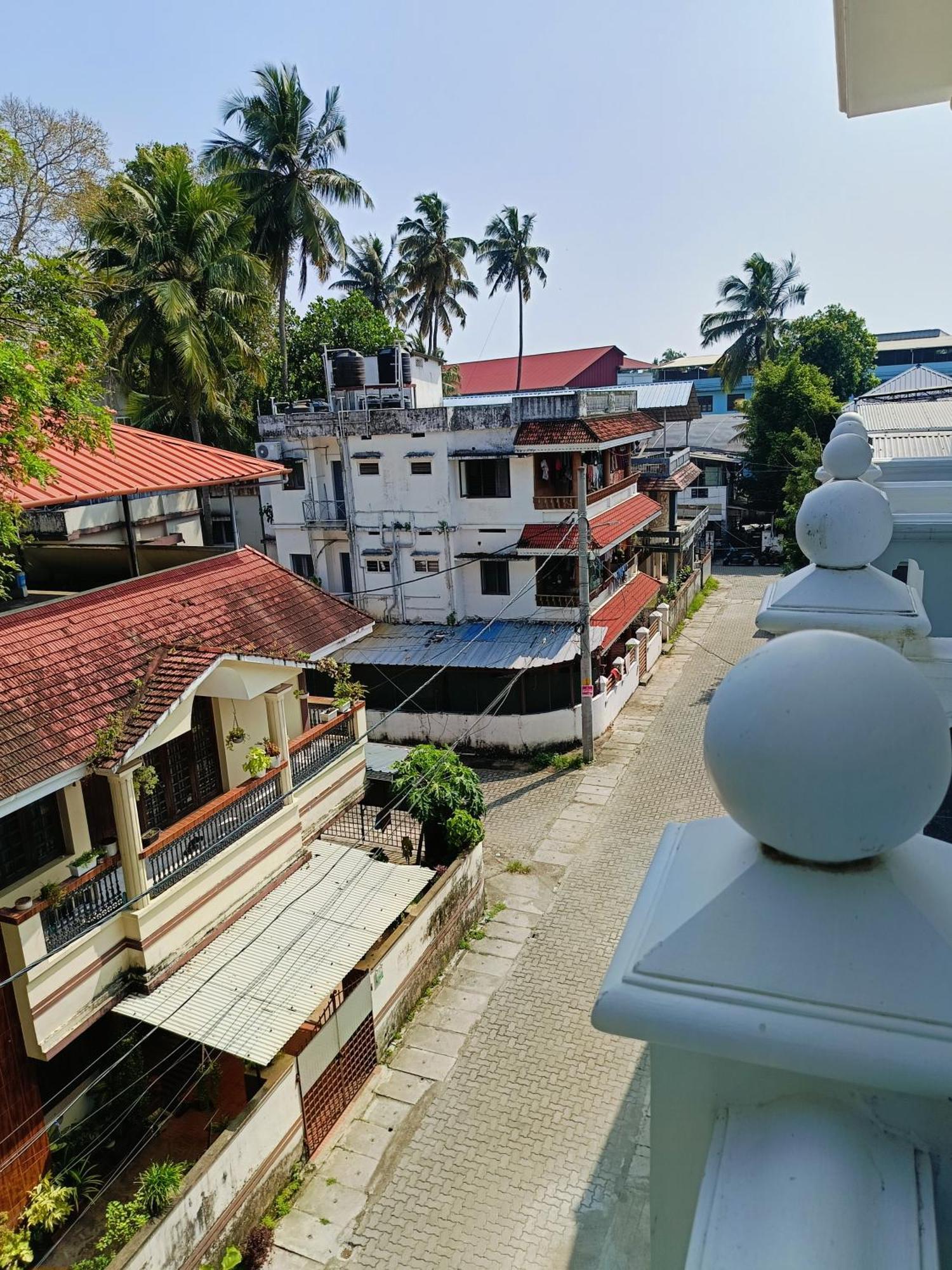 Elzas Fort Inn Kochi Стая снимка