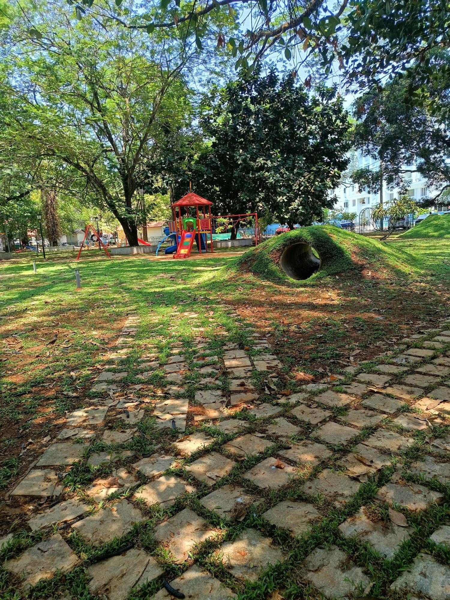 Elzas Fort Inn Kochi Екстериор снимка