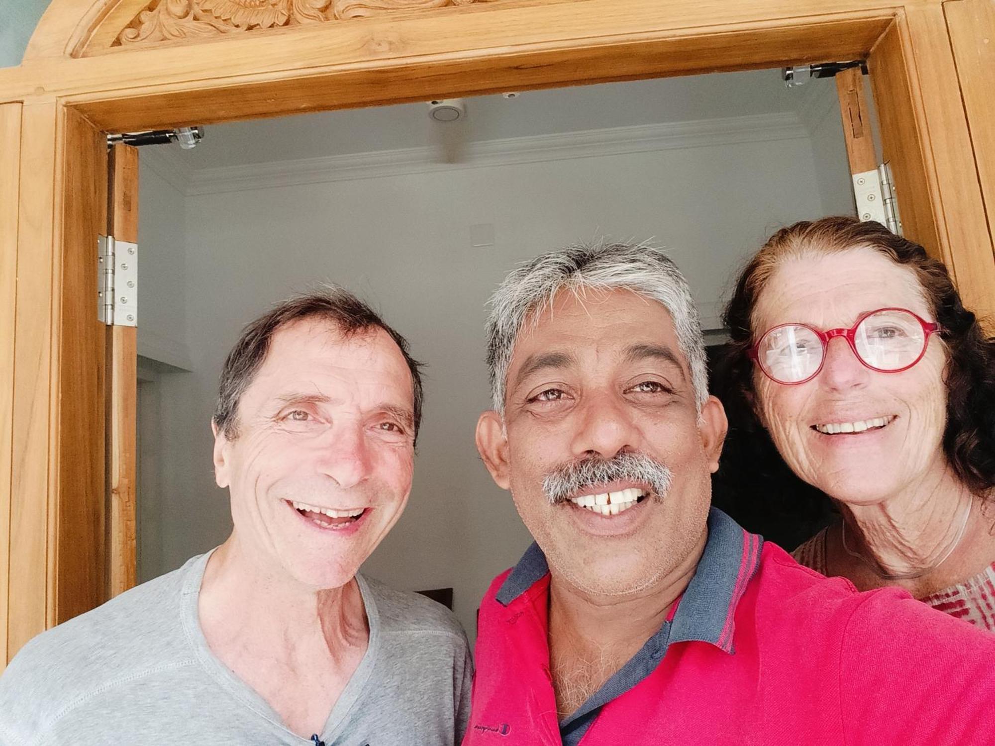 Elzas Fort Inn Kochi Екстериор снимка